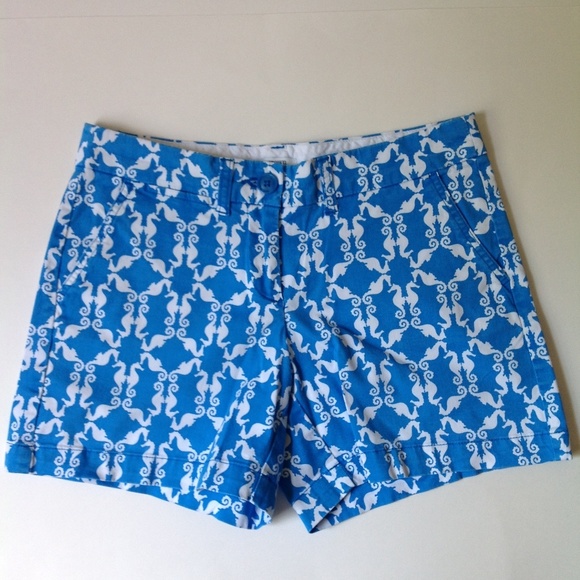 crown & ivy | Blue and White Seahorse Print Shorts - Picture 2 of 5